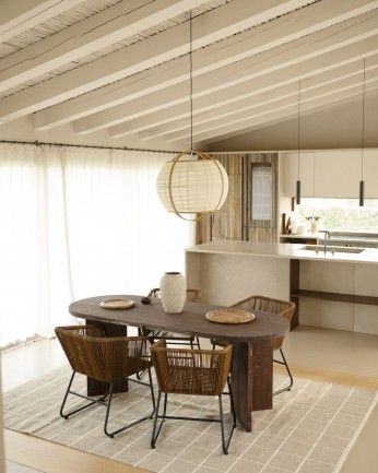 Koji - Mesa de comedor de madera maciza en tono nogal de varias medidas