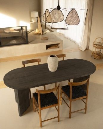 Koji - Mesa de comedor barnizada de madera maciza en tono negro de varias medidas