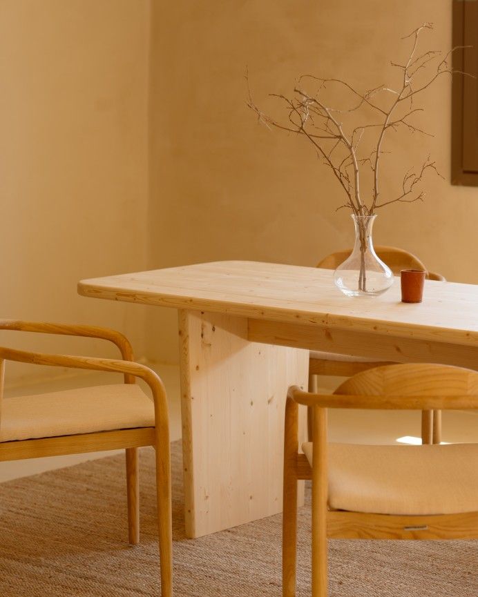 Haruto - Mesa de comedor de madera maciza tono natural de varias medidas