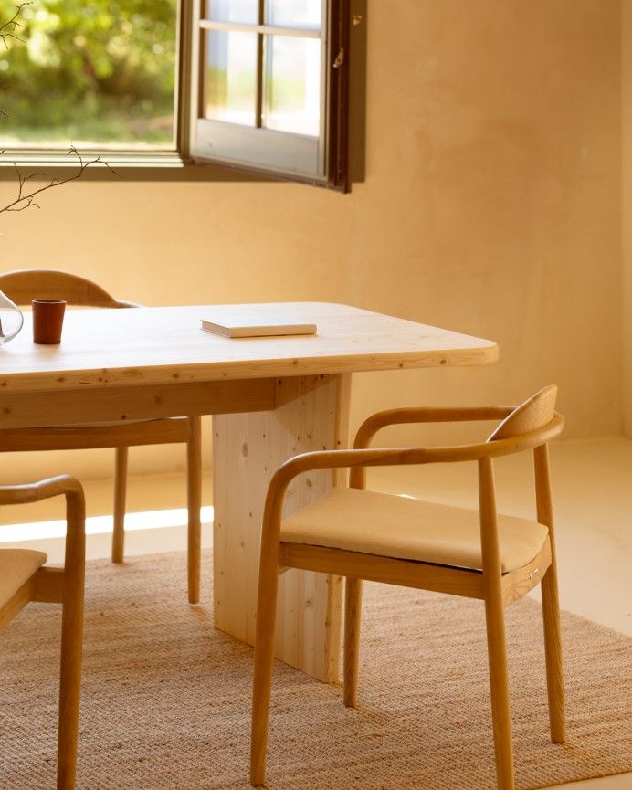 Haruto - Mesa de comedor de madera maciza tono natural de varias medidas