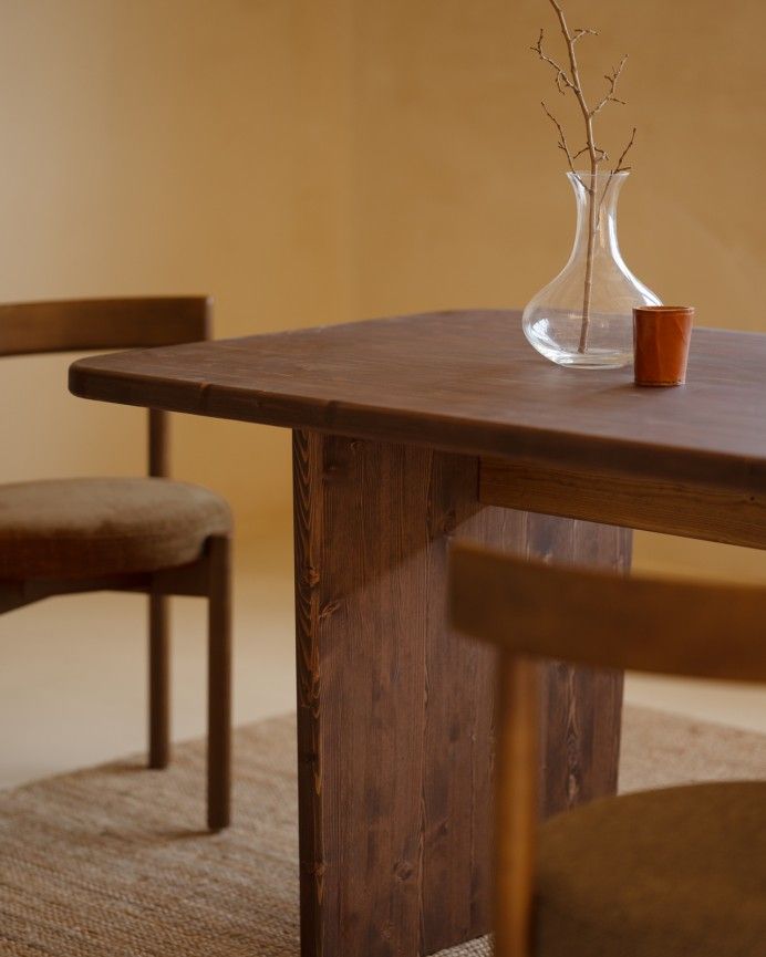 Haruto - Mesa de comedor de madera maciza tono nogal de varias medidas