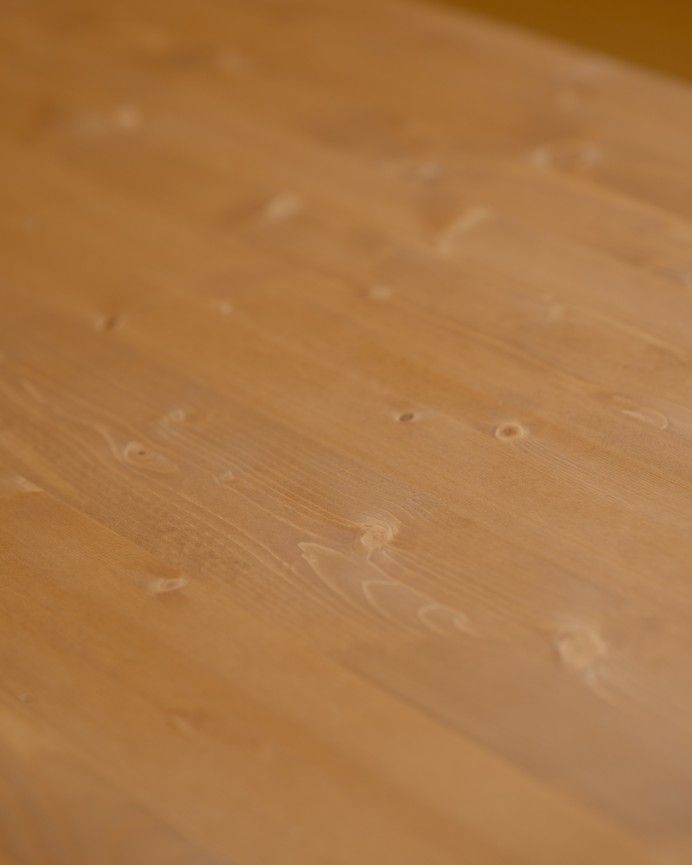 Haruto - Mesa de comedor de madera maciza tono roble medio de varias medidas