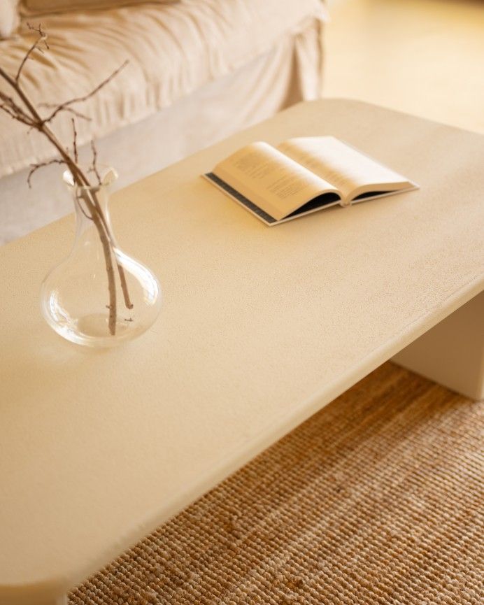 Haruto - Mesa de centro de microcemento tono blanco roto de varias medidas
