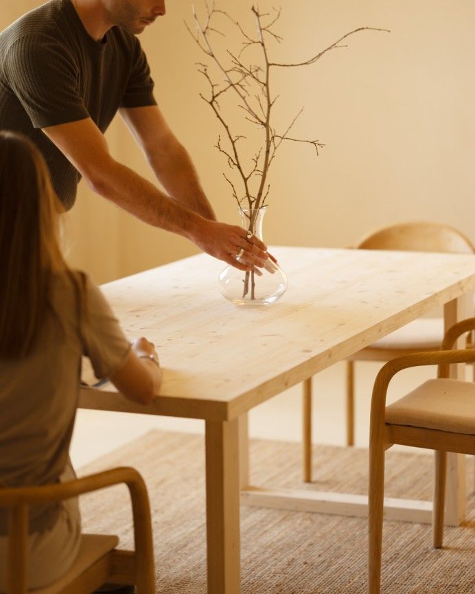 Luxor - Mesa de comedor de madera maciza tono natural de varias medidas