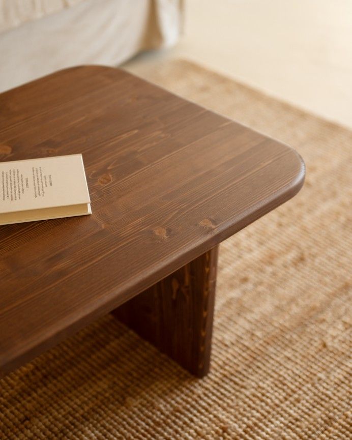 Haruto - Mesa de centro de madera maciza tono nogal de varias medidas