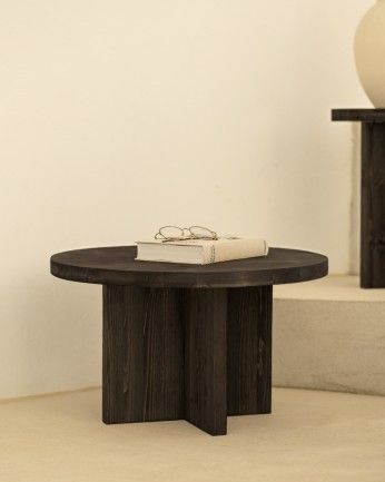 Bisbal - Mesa de centro redonda de madera maciza acabado roble avellana de varias medidas